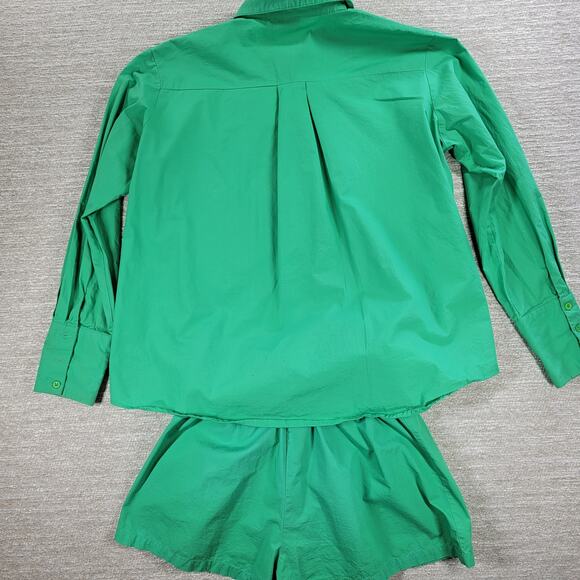 White Fox Short 2 Piece Set Womens S/M Green Button Up Oversized Top Pull On - Picture 3 of 16